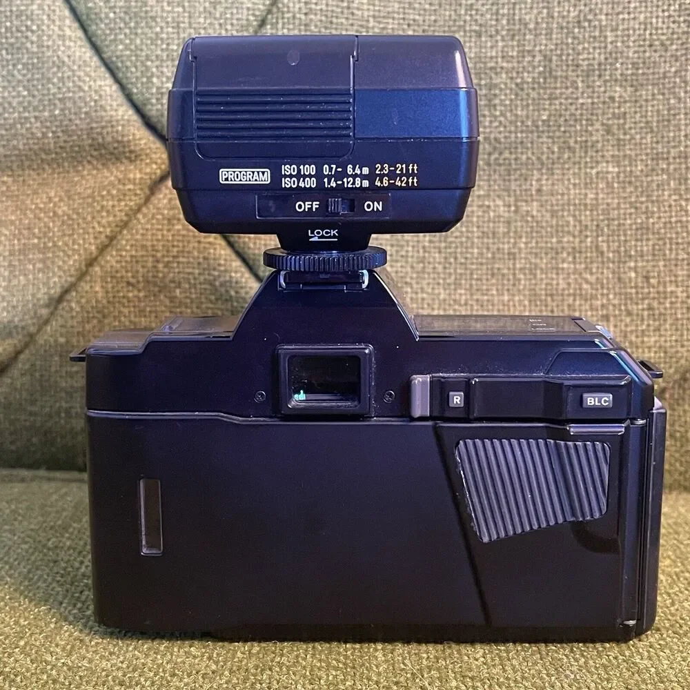 Vintage 1986 Minolta Maxxum 5000 AF SLR 35mm Film Camera - Maxxum 46mm Lens